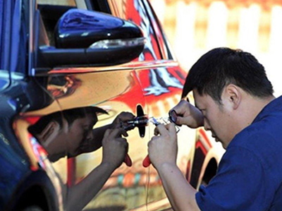 汽車鑰匙丟了,如何能快速打開車門